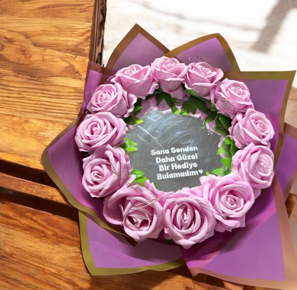 SOLMAYAN GÜL PEMBE