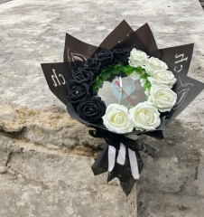 HER SAAT AKLIMDASIN AYNALI BUKET